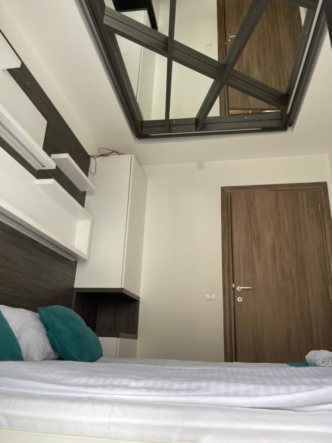 Empire Queen Apartments Belgrado Exterior foto